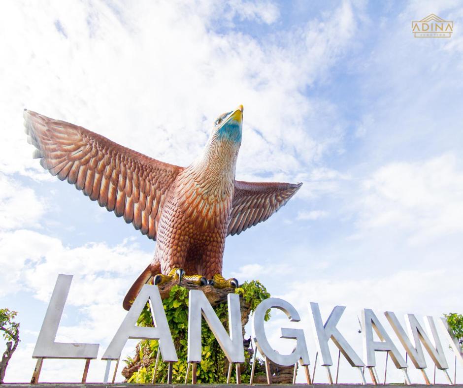 Adina Homestay Langkawi ~Spacious Homestay~ Kuah Esterno foto
